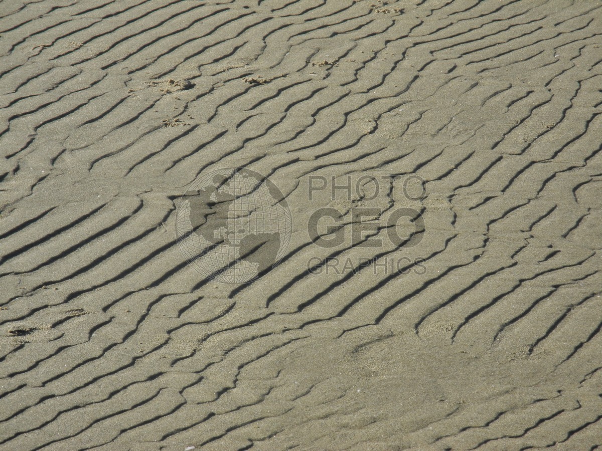 6228 Sand Pattern on Beach
