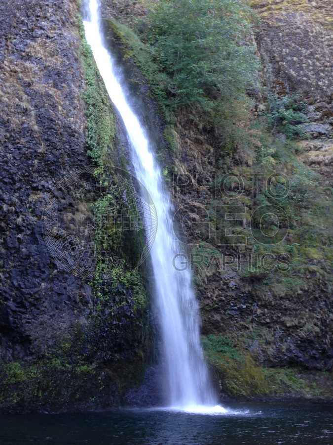 6273 Horsetail Falls, OR
