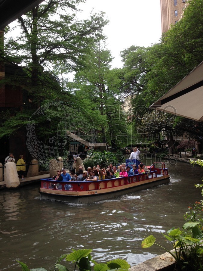 6403 Floating Mexican Food Restaurant, San Antonio, TX