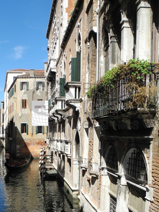 6621 Reflection in Canal, Venice, Italy