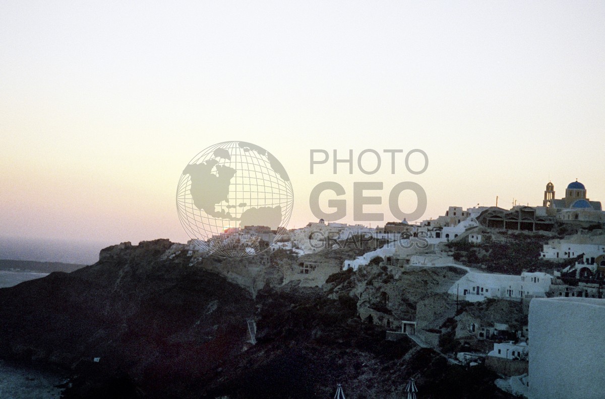 0004 Sunset, Santorini, Greece