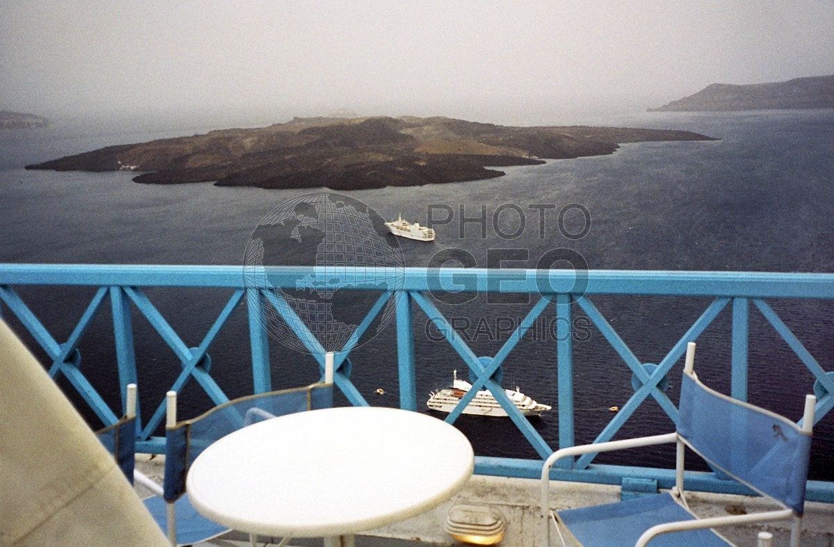 0015 Cruise Ship from Balcony, Santorini, Greece