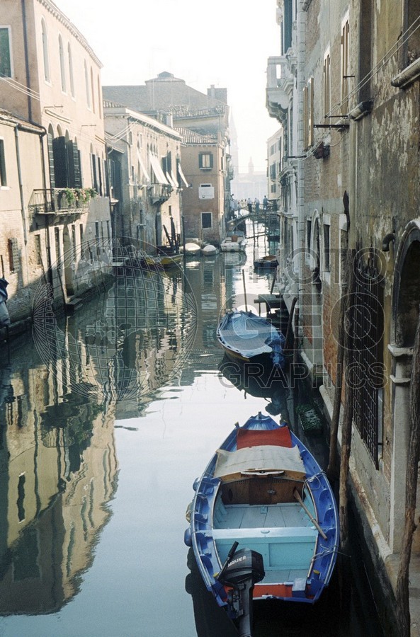 0060 Canal, Venice, Italy