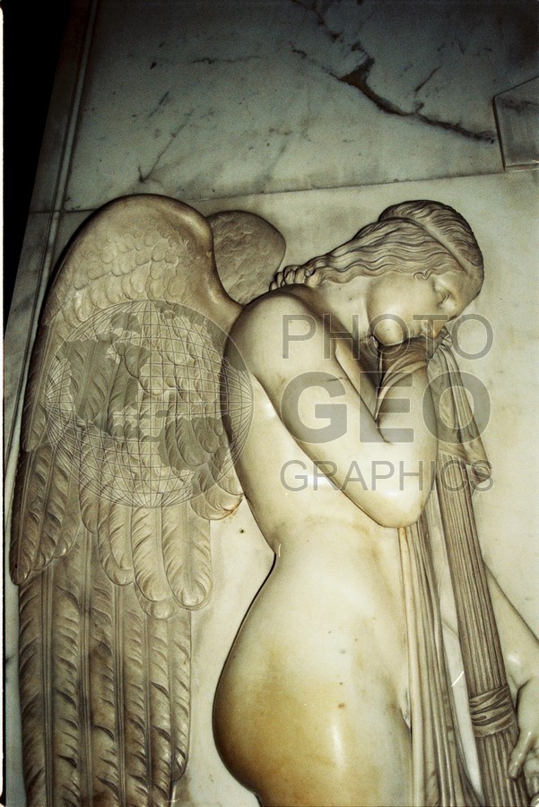 0178 Angel, St. Peter's, Vatican, Italy