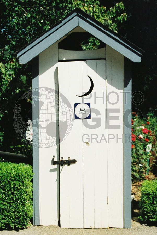0180 Water Closet with Payphone, Santa Rosa. CA