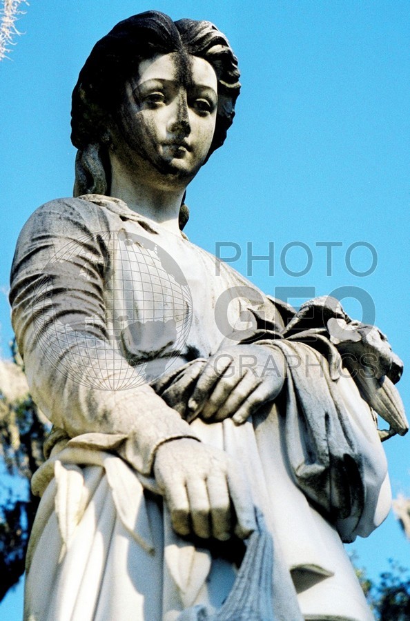 0343 Cemetery Angel, Boneventure Cemetery, Savannah, GA