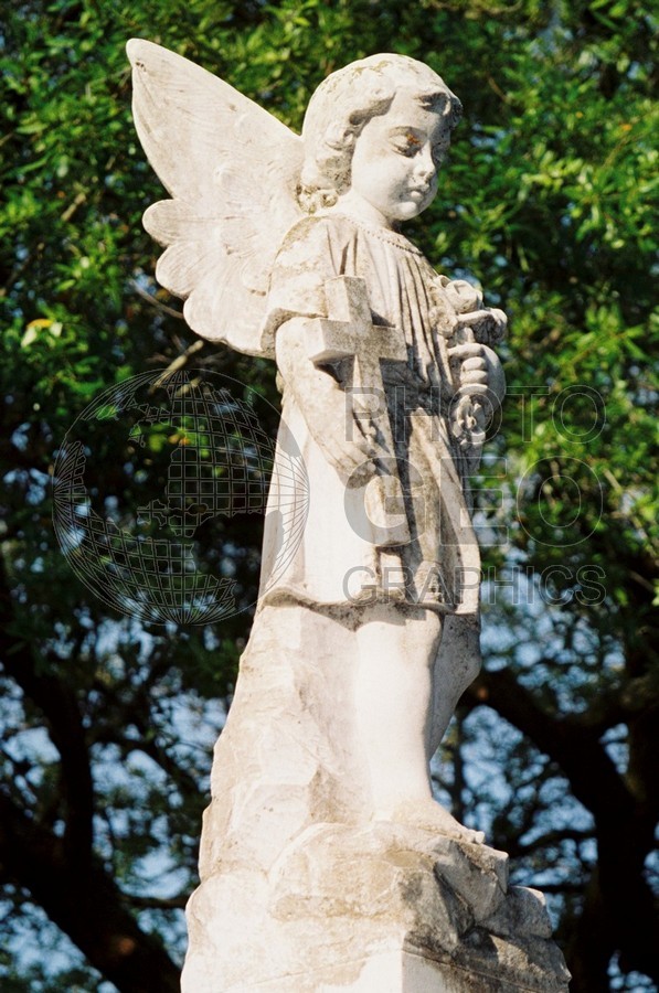 0375 Cemetery Child Angel, New Orleans, LA