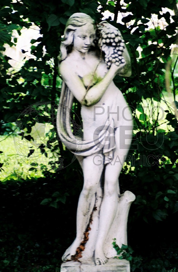 0453 Goddess, Mionnay, France
