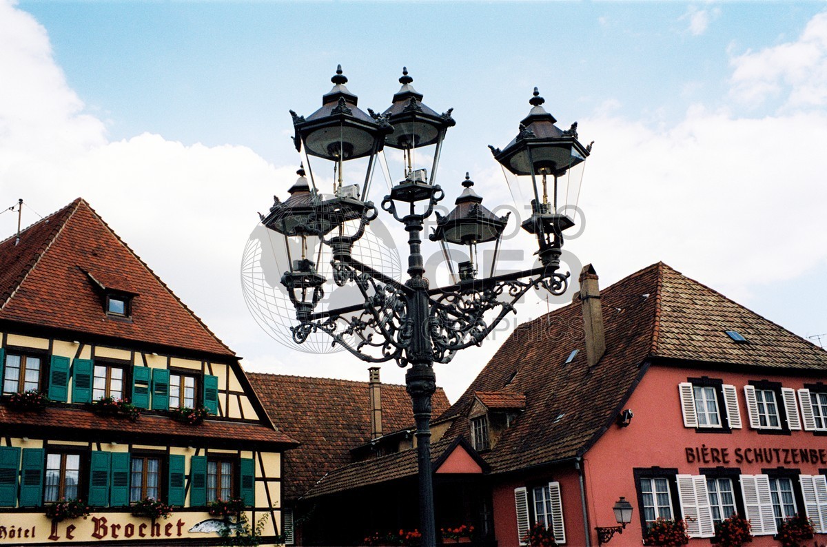 0485 Street Light, Beaune, France