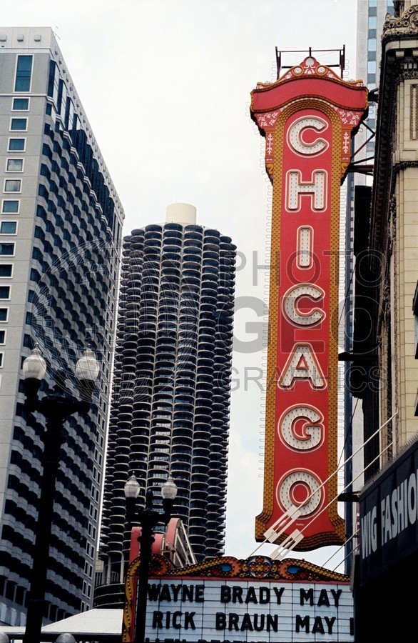 0559 Chicago Theatre, Chicago, IL