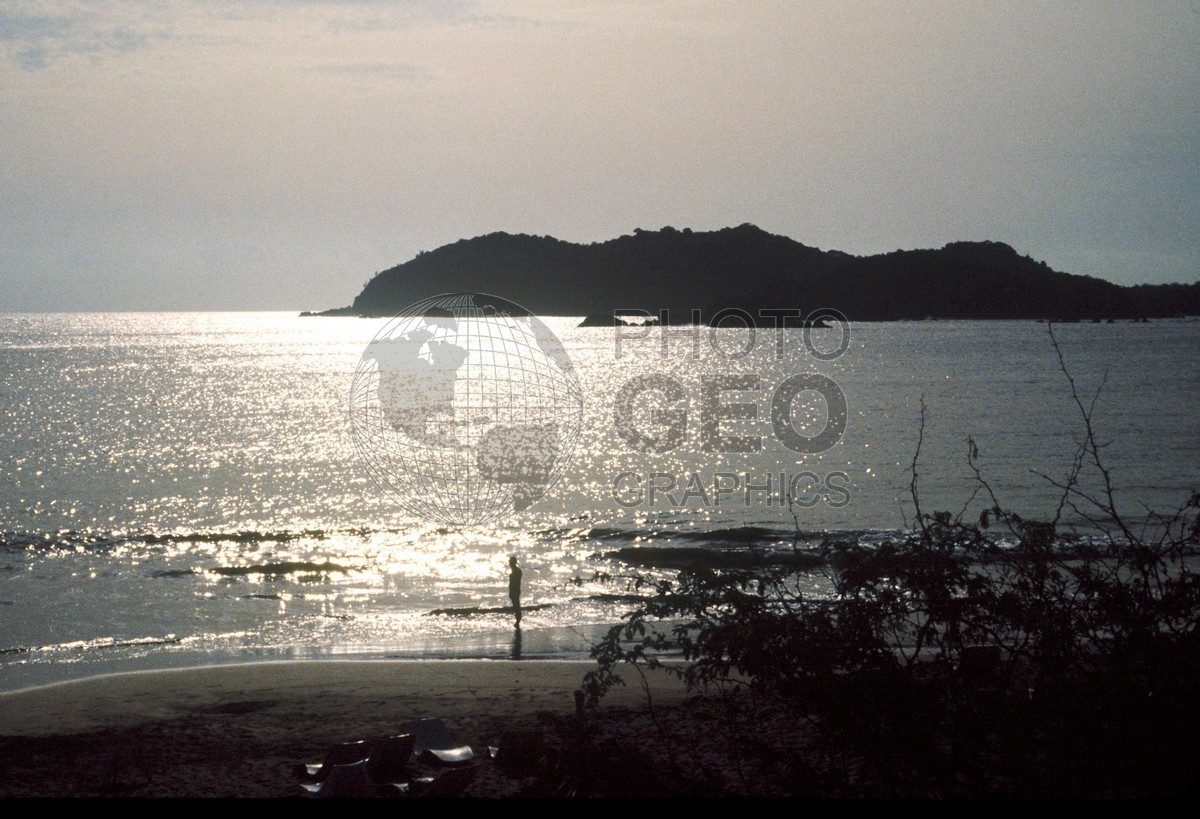 0784 Sunset, Ixtapa, Mexico