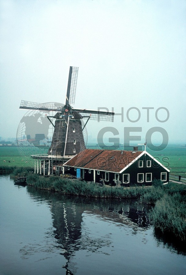 0820 Windmill, Netherlands