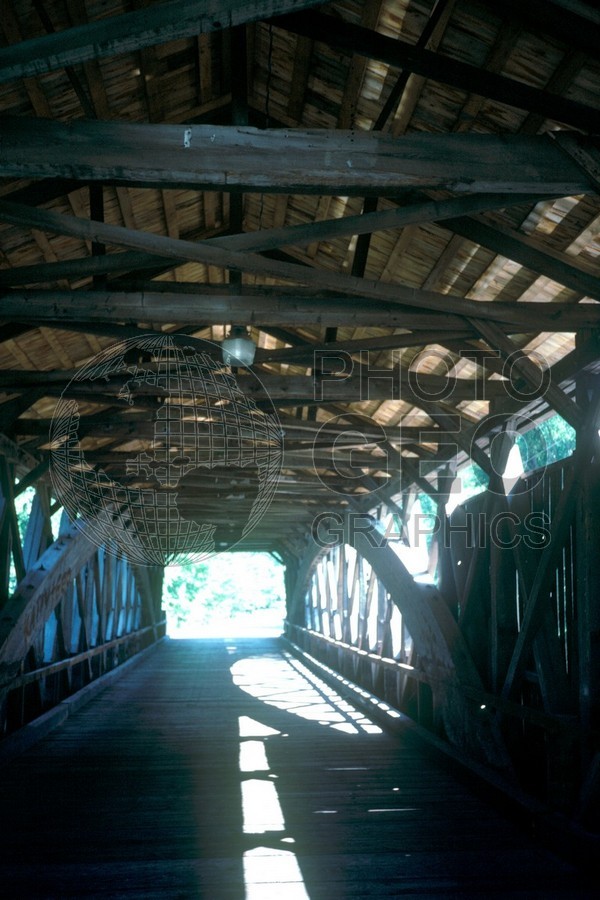0851 Inside Covered Bridge, NH