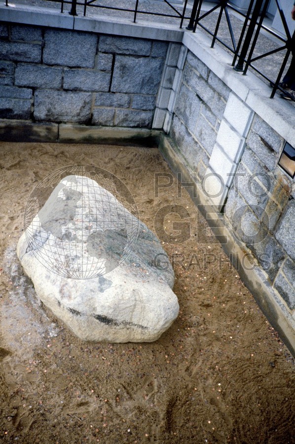0871 Plymouth Rock, Plymouth, MA