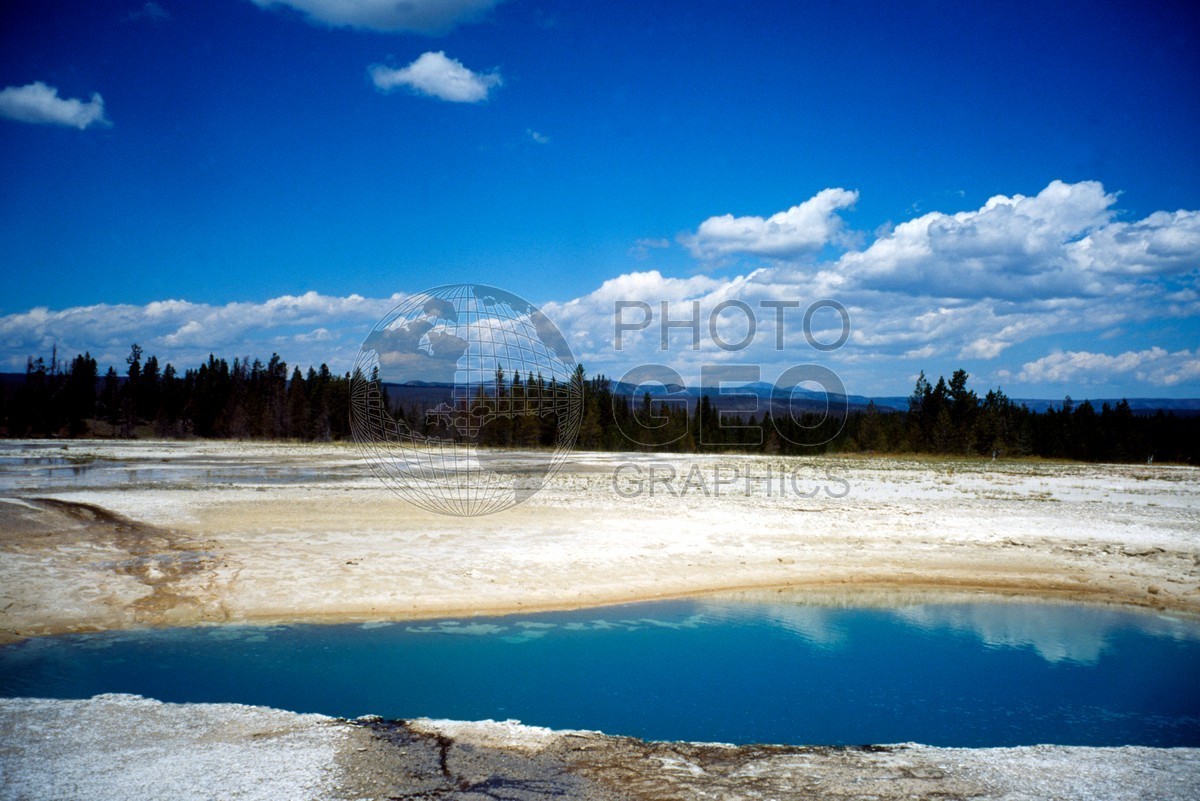 0900 Yellowstone National Park, WY