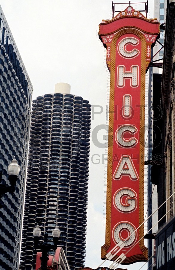 2356 Chicago Theatre, IL