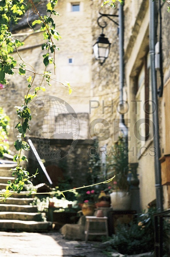 1021 Entranceway, Mionnay, France