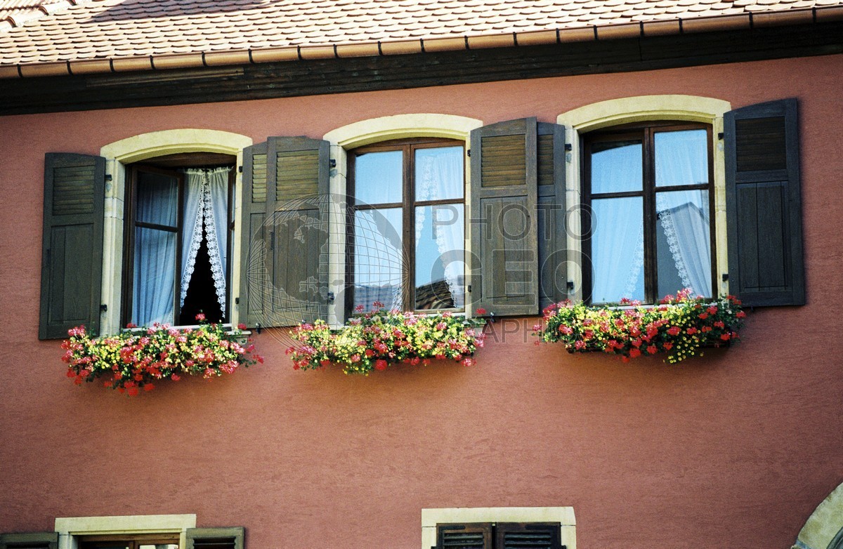 1030 Terracotta Wall with Shutters, Baix, France