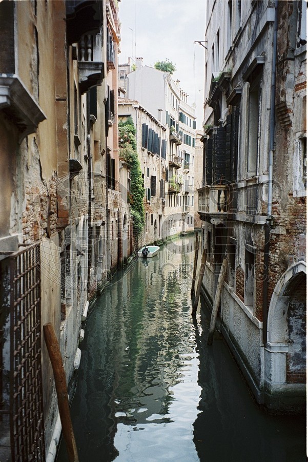 1152 Canal, Venice, Italy