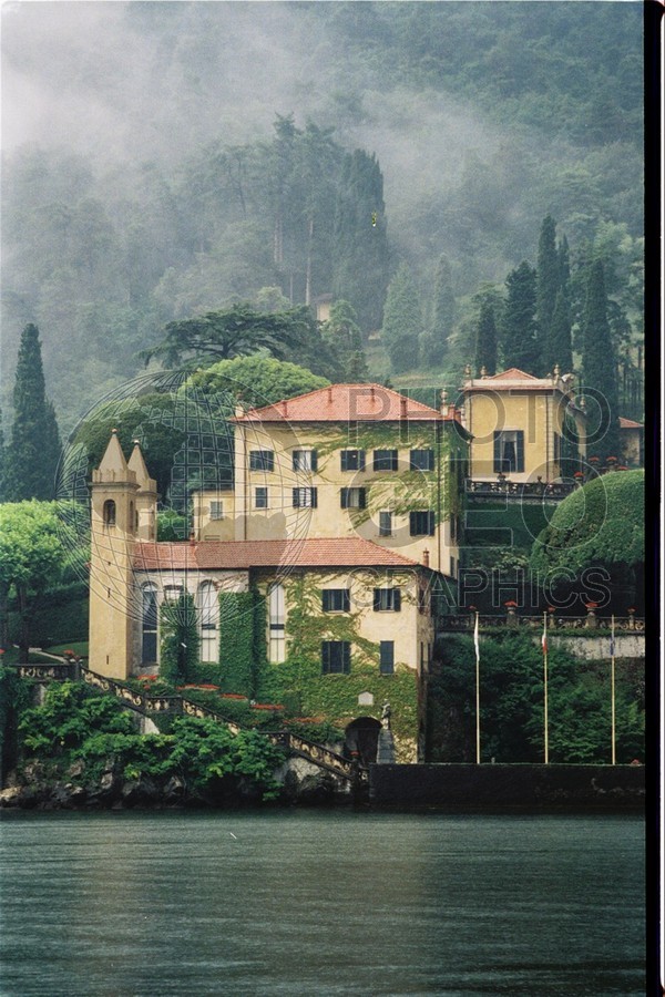1169 Lake Como, Italy