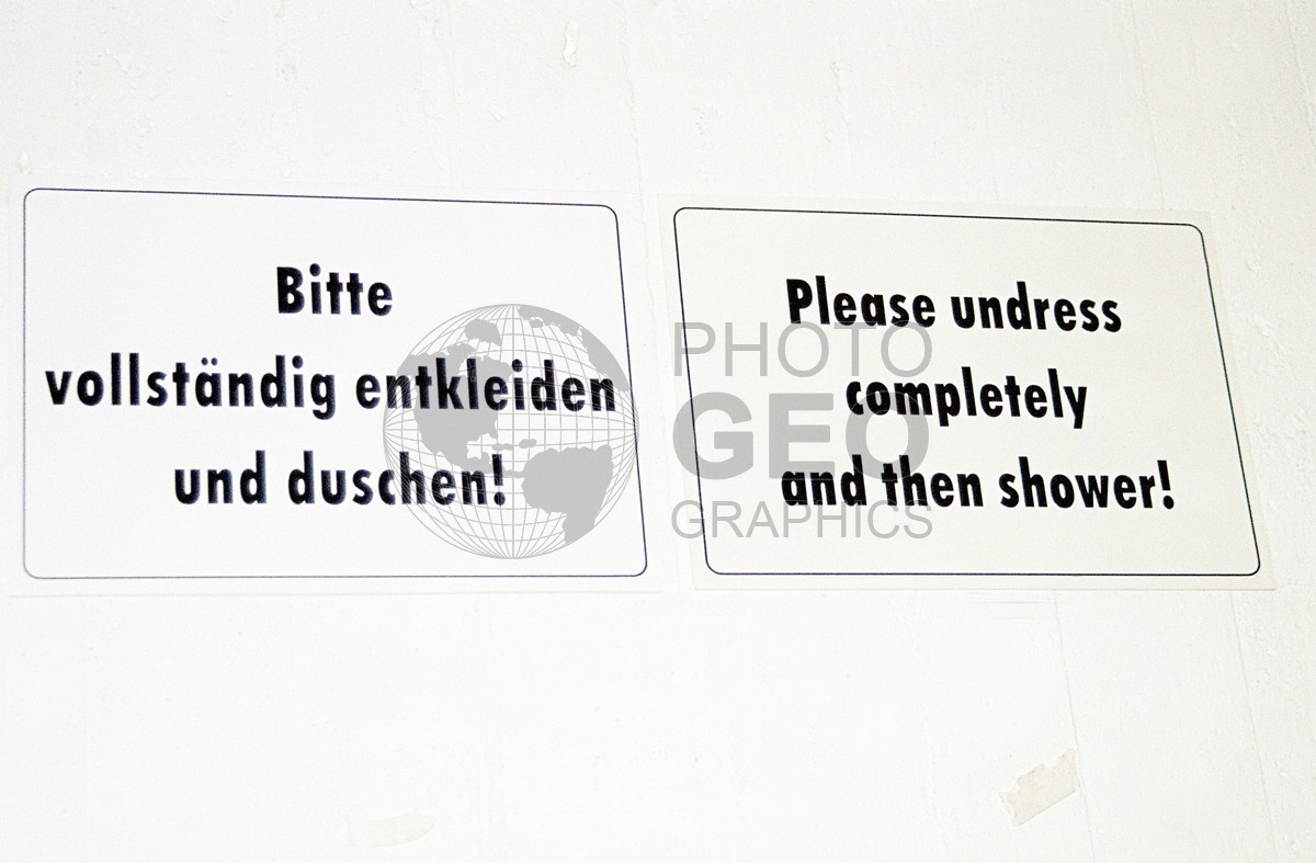 1300 Undress and Shower, Berlin, Germany