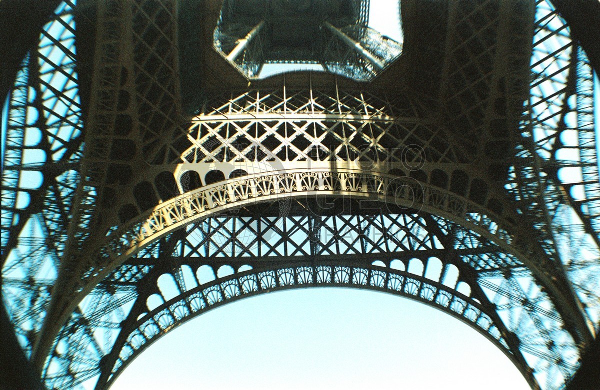 1392 Eiffel Tower, Paris, France