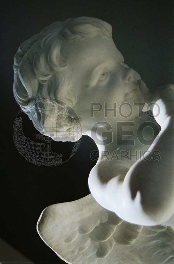 1420 Louve Sculpture, Paris, France