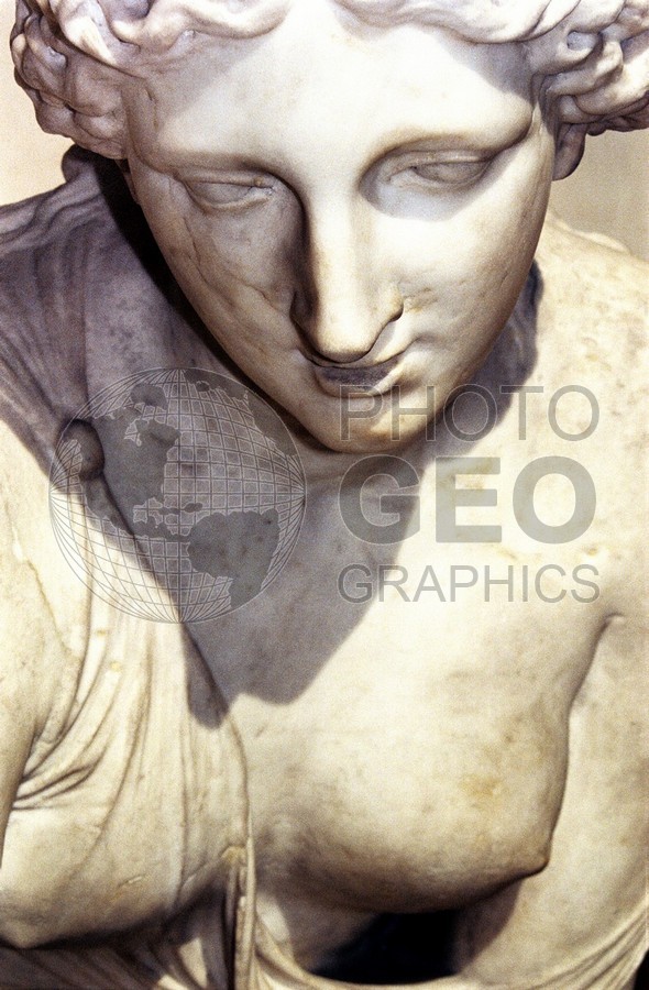 1429 Louve Sculpture, Paris, France
