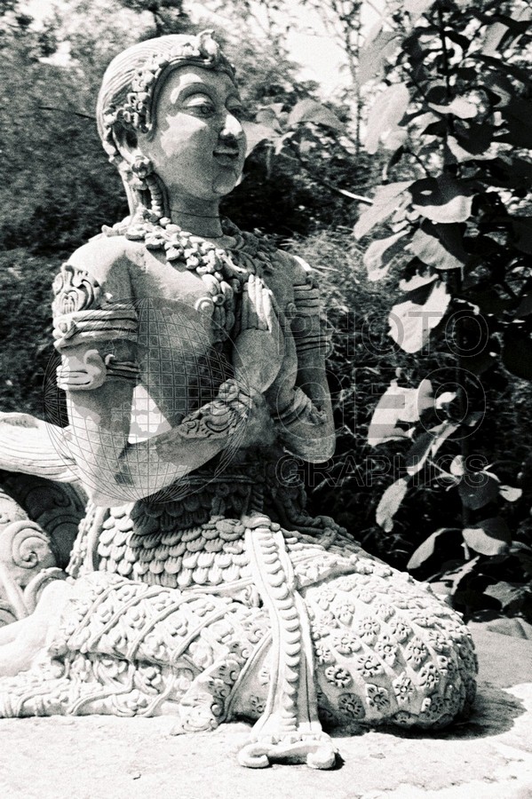 1465 Statue (b/w), Chaing Mai, Thailand