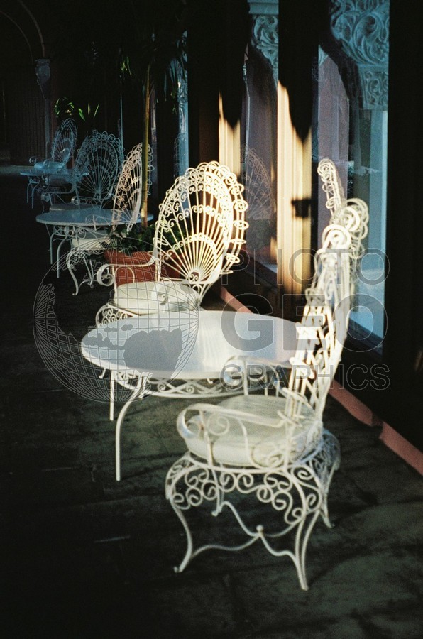 1473 Tables and Chairs, Boca Raton, FL