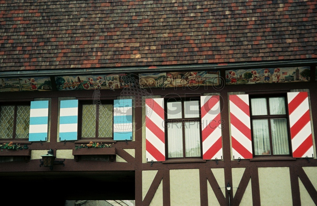 1523 German Architecture, Milwaukee, WI