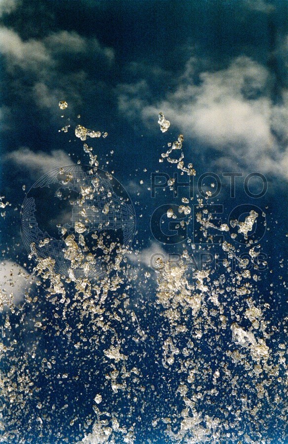 1591 Water Fountain Droplets, Richardson, TX