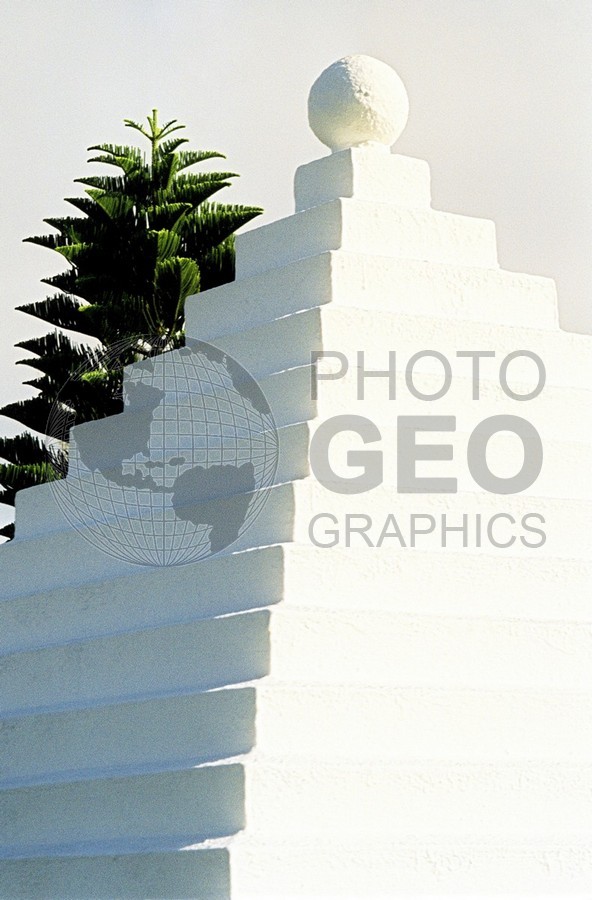 1604 Roofline, Bermuda