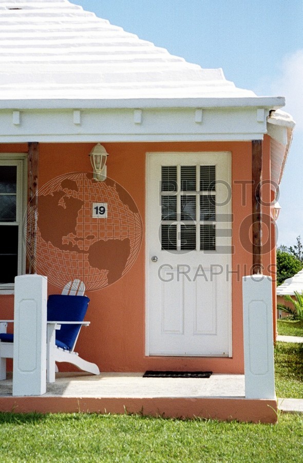 1613 Entryway, Bermuda