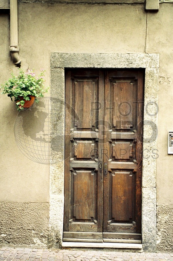 1642 Door, Lake Como Shoreline, Italy
