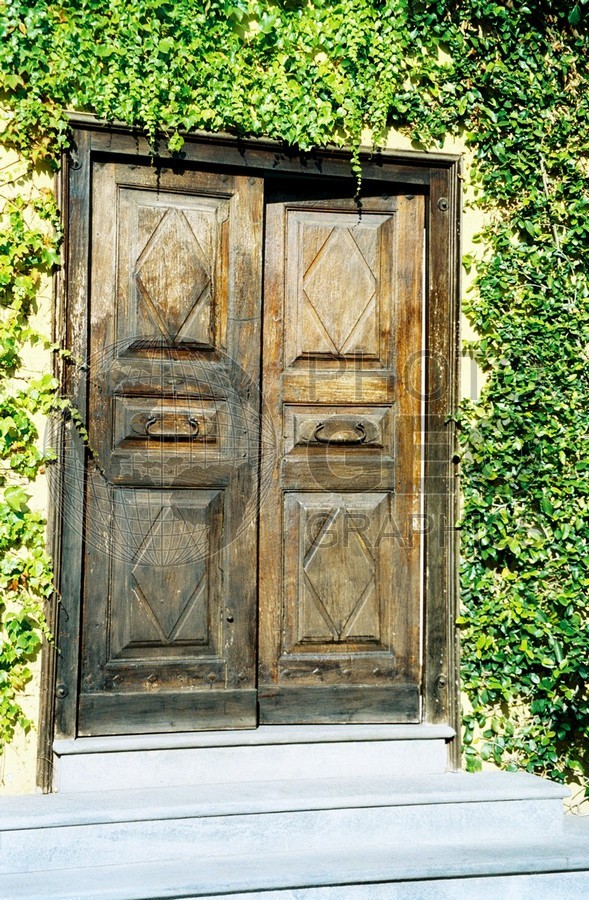 1644 Door, Pisa, Italy