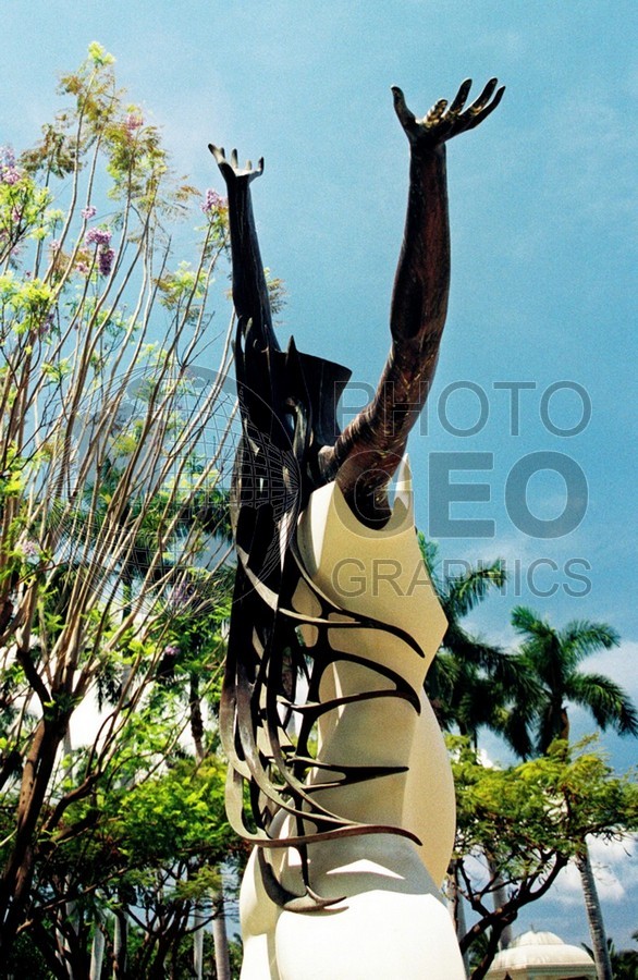 1788 Hallelujah Statue, Maui, HI