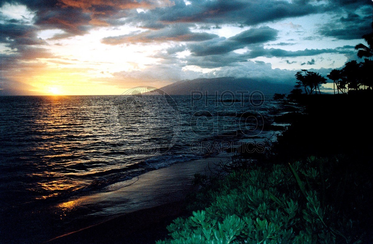 1799 Beach Sunset, Maui, HI
