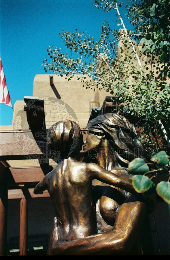 2163 Bronze of Mother & Child, Santa Fe, NM