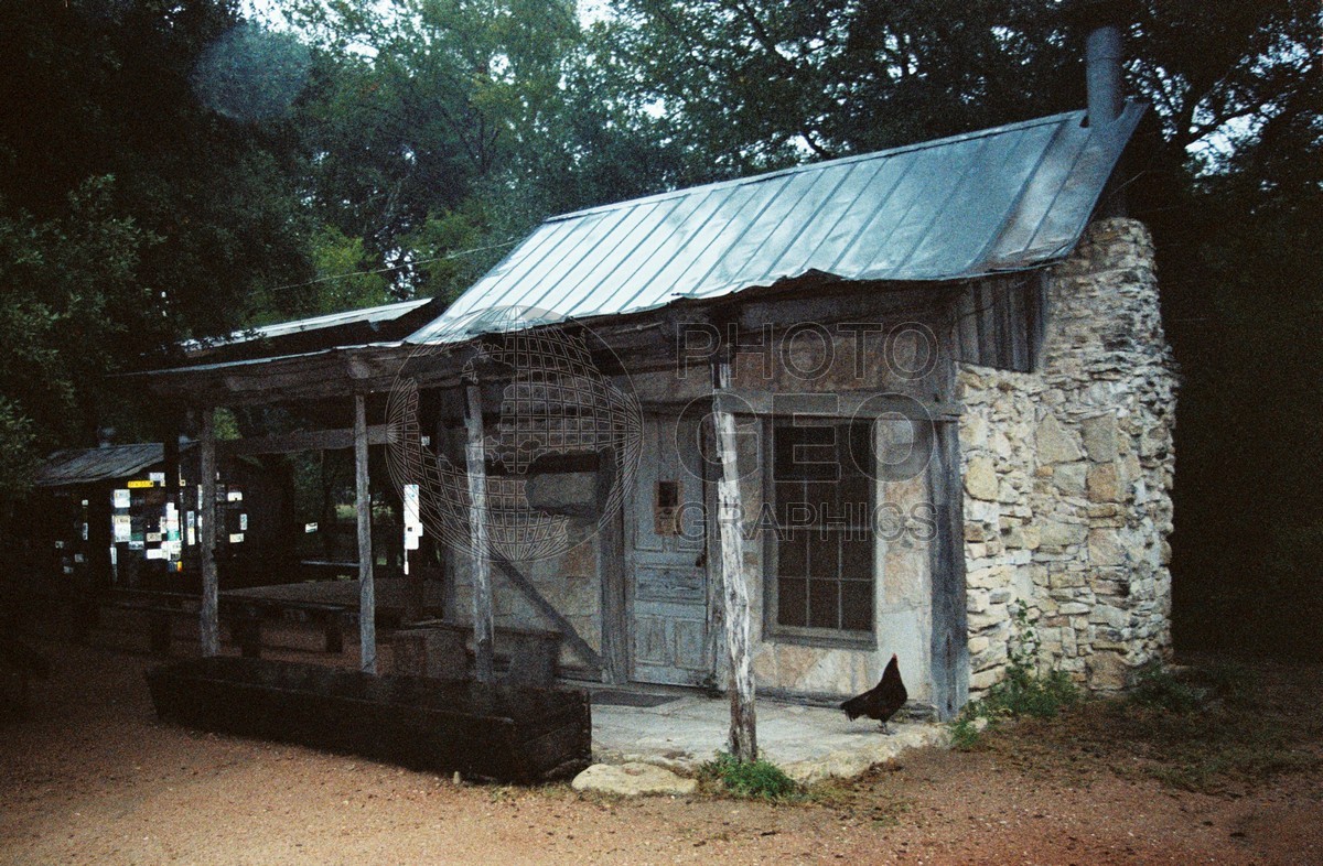 2170 Sunday House, Luckenbach, TX