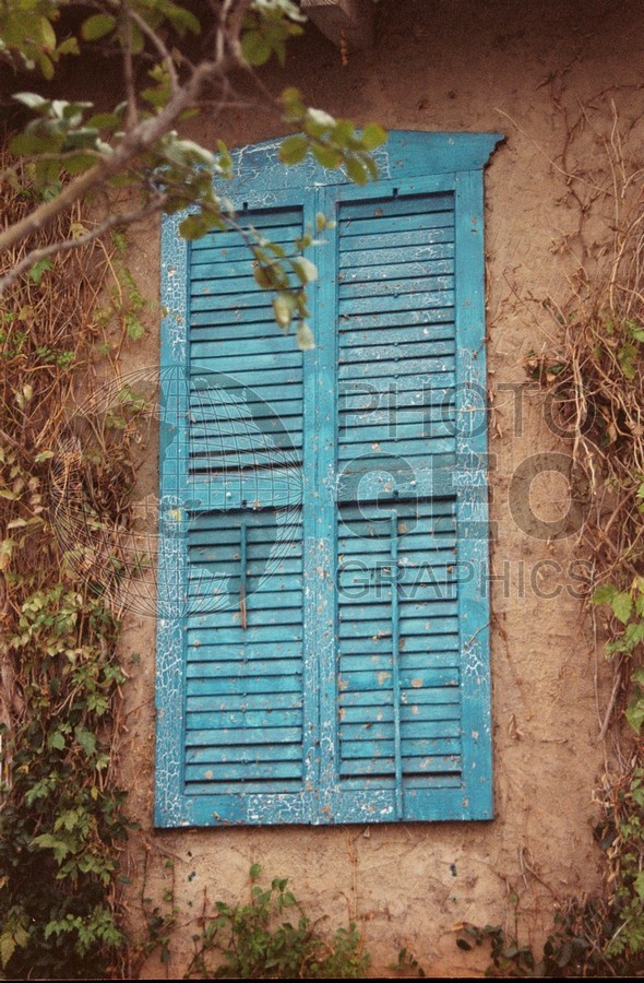 2176 Turquoise Shutter, Fredericksburg, TX