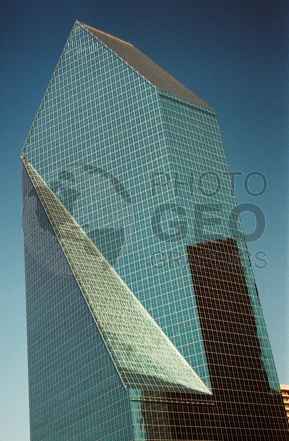 2182 Skyscraper, Dallas, TX