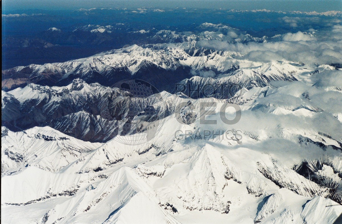 2300 Snowcapped Mountains, Denali National Park, AK