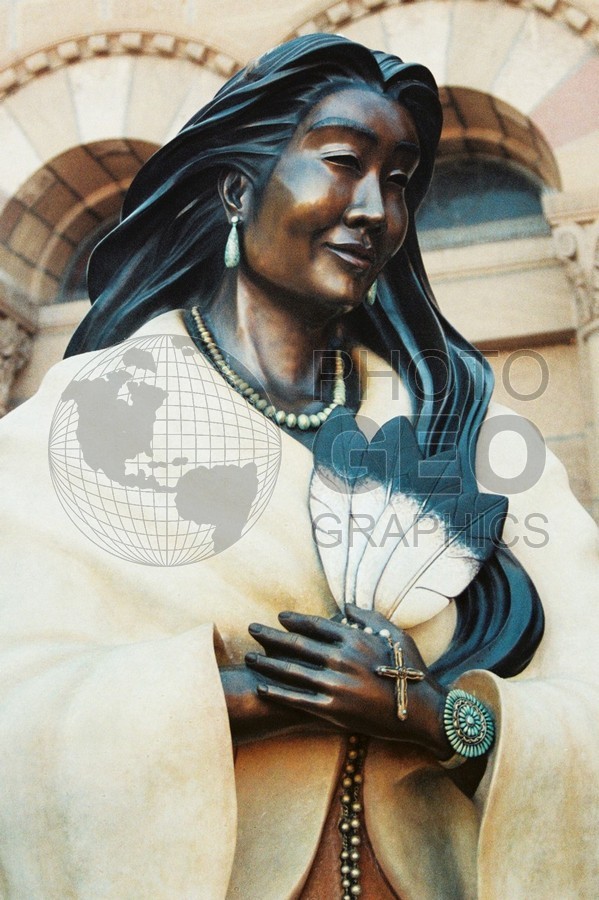 2386 Bronze of Lady with Rosary, Santa Fe, NM