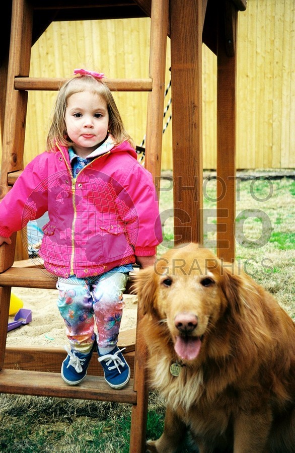 5128 Girl with Golden Retriever