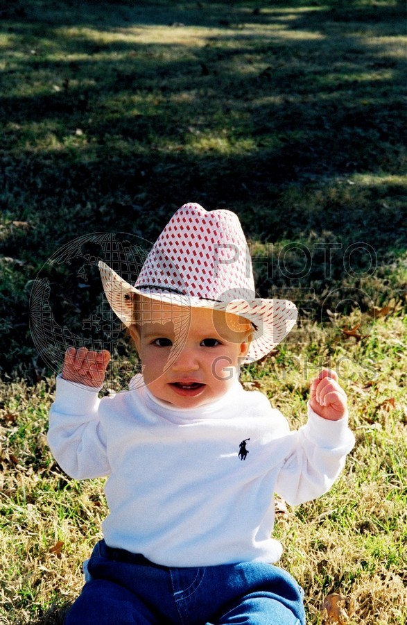 5153 Baby in Cowgirl Hat