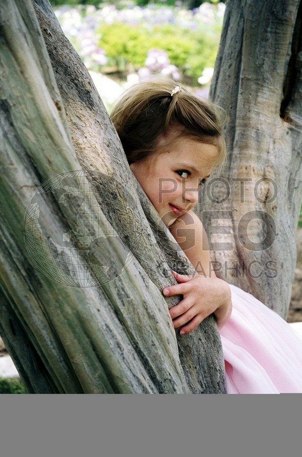 5188 Girl in Pink Dress