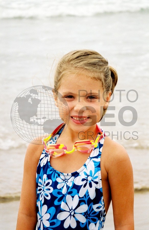 5212 Girl at Beach