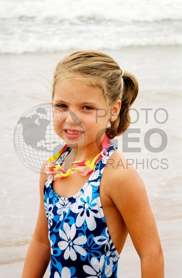 5213 Girl at Beach