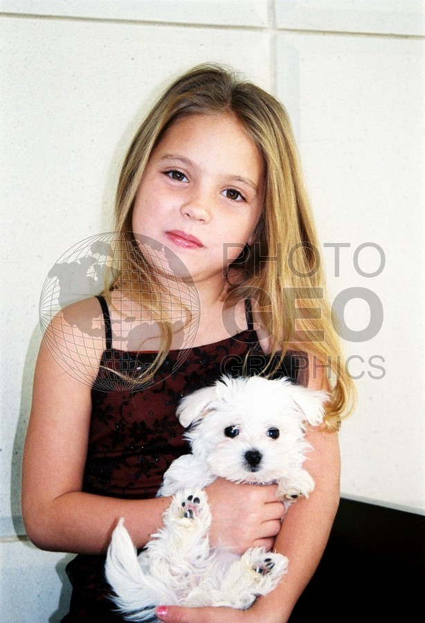 5244 Girl with White Puppy
